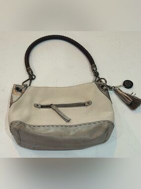 The Sak Indio  Ivory Grey Pewter Silver Soft Leather Everyday Purse Bag
